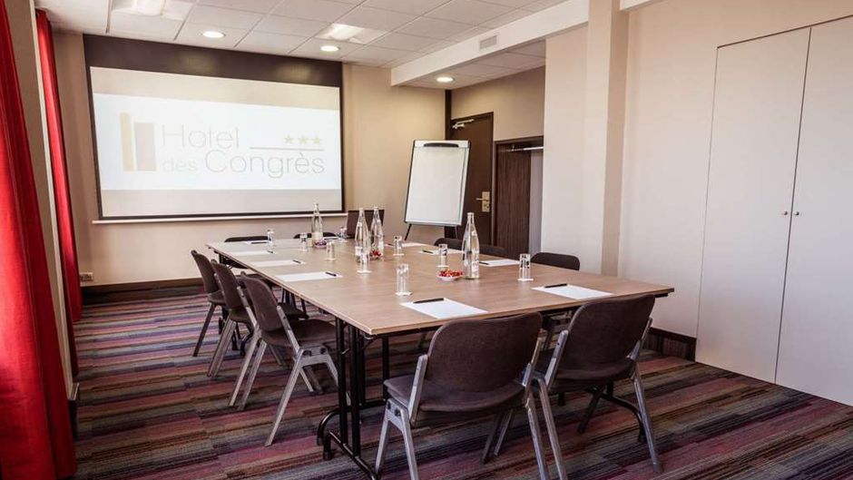 Hotel des Congres Meeting