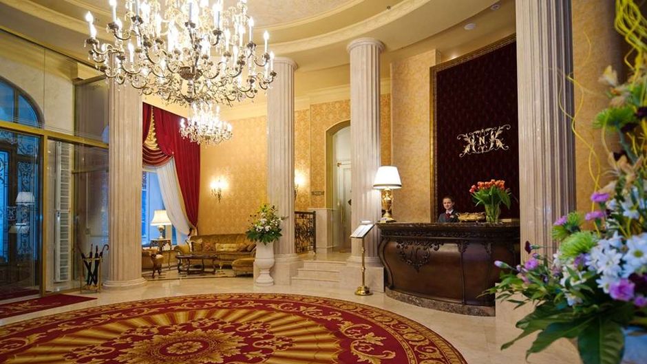 Nobilis Hotel Lobby