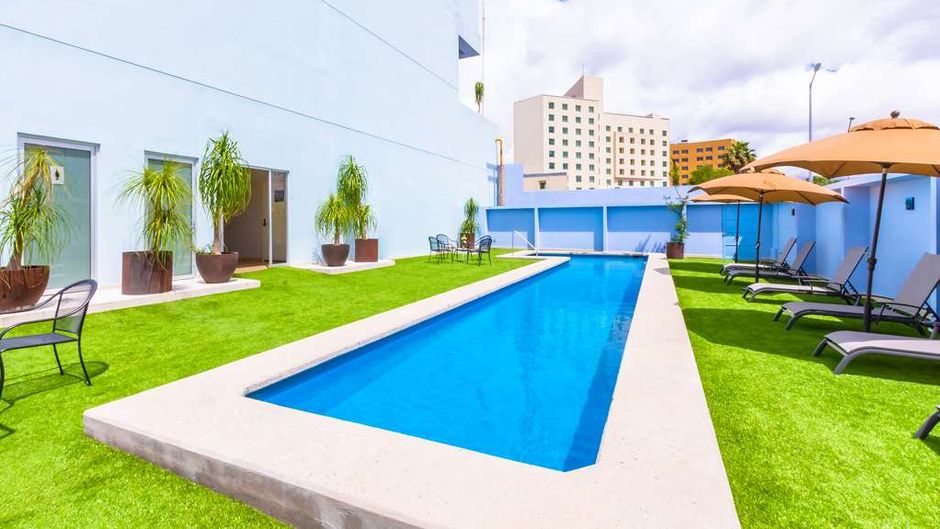 NH Puebla Finsa Pool