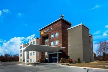 La Quinta Inn & Suites Pittsburg