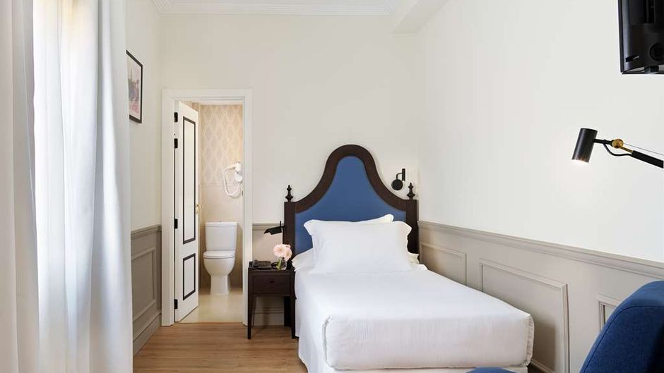 H10 Corregidor Room