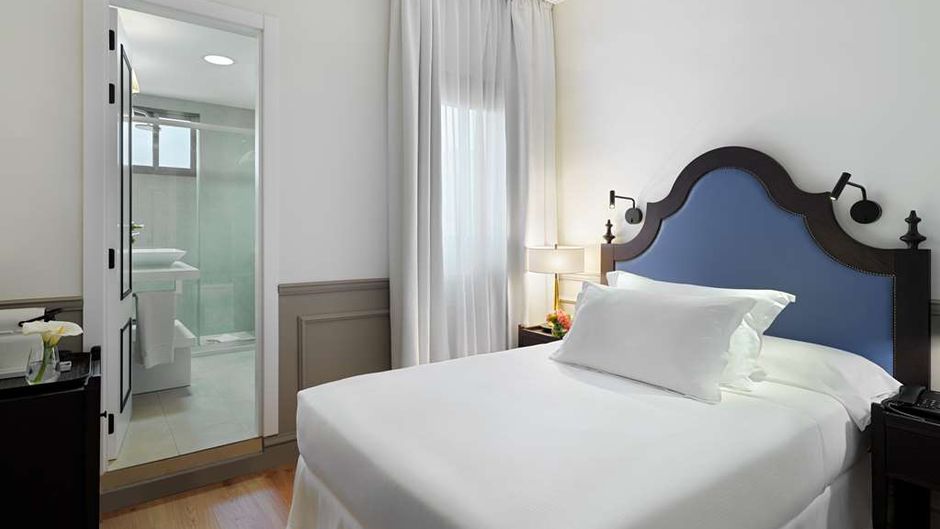 H10 Corregidor Room