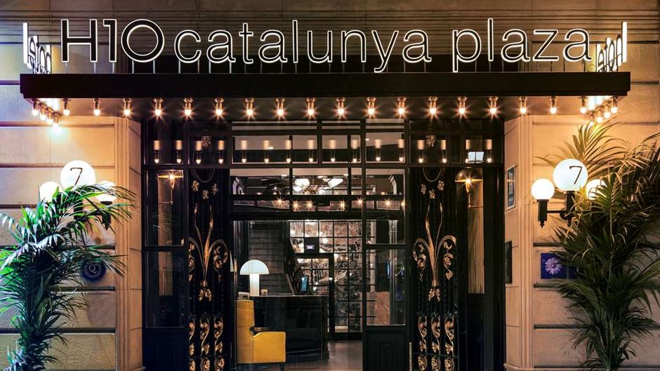H10 Catalunya Plaza Exterior