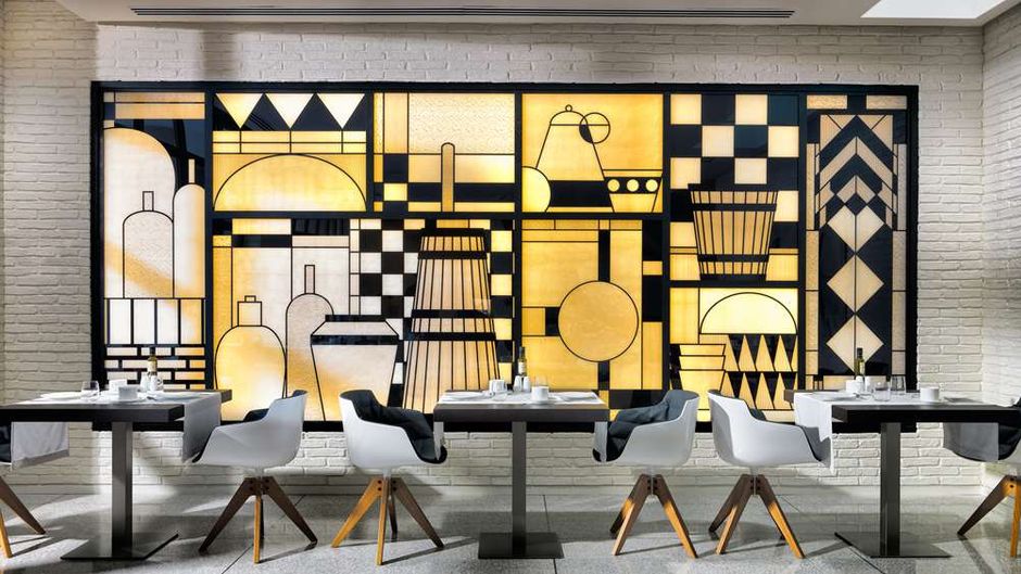 H10 Art Gallery Restaurant