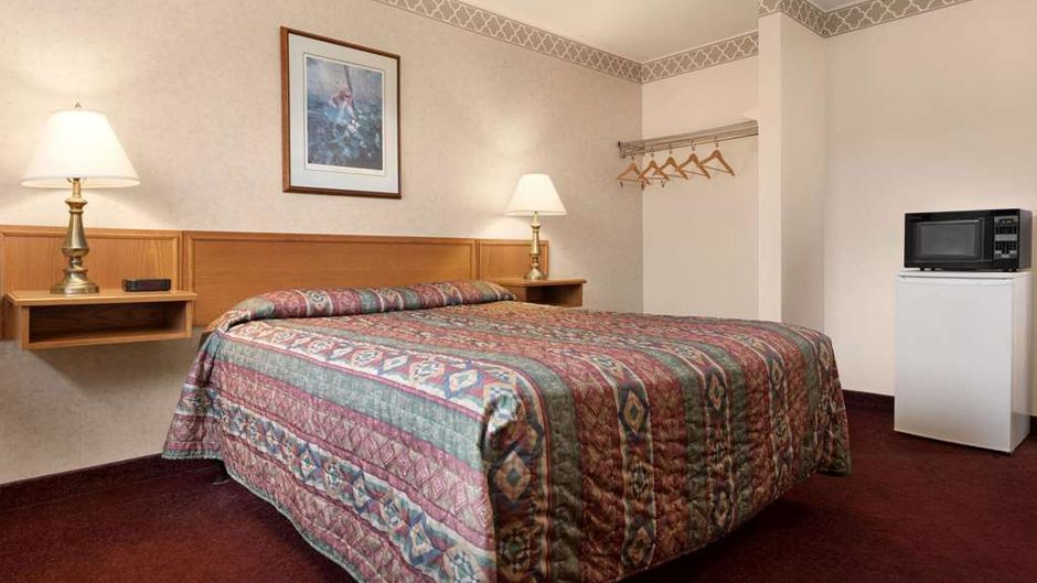 Travelodge Port Elgin Room