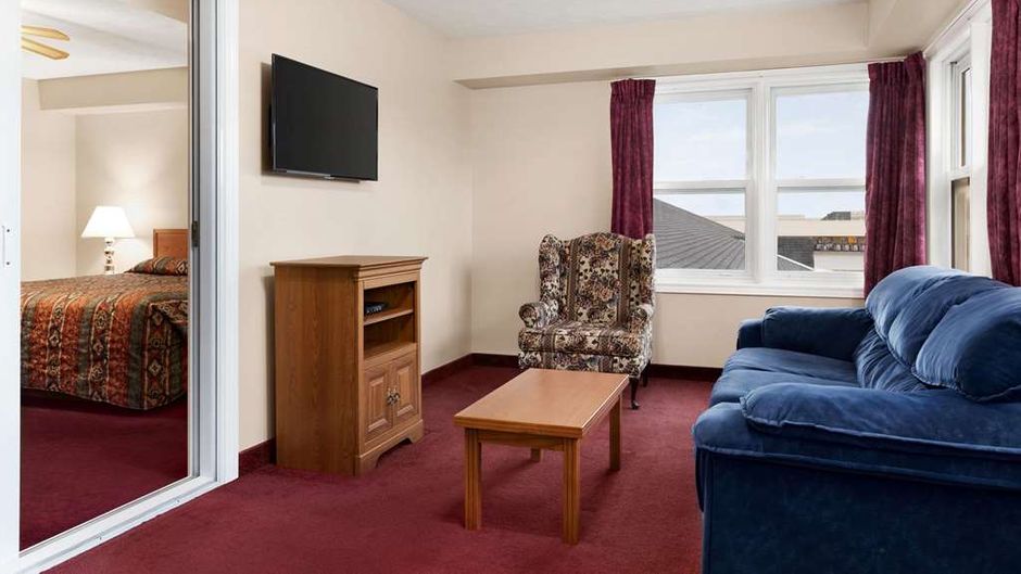 Travelodge Port Elgin Suite