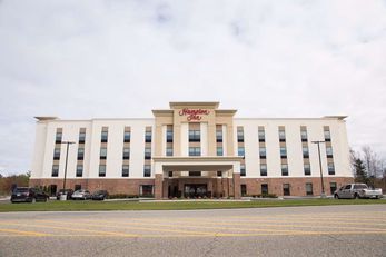 Hampton Inn & Suites Big Rapids