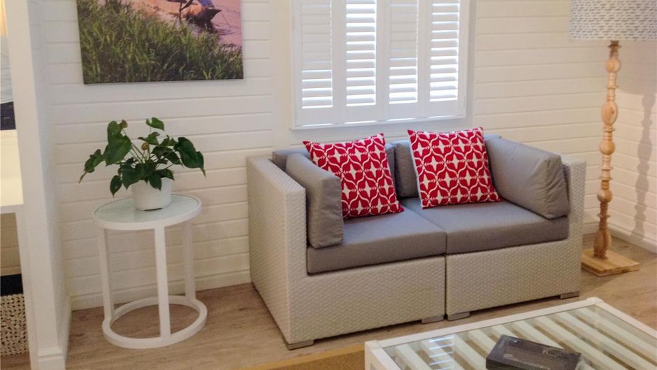 Tete Ferry Sun Room