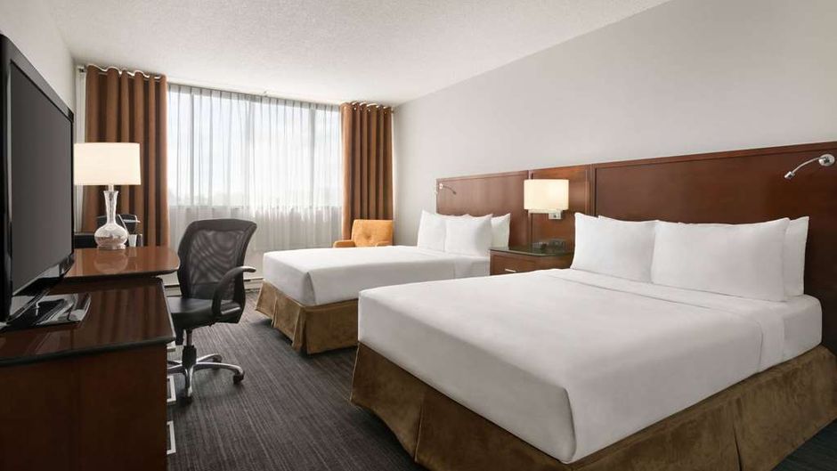 Travelodge Hotel & Convention Ctr Room