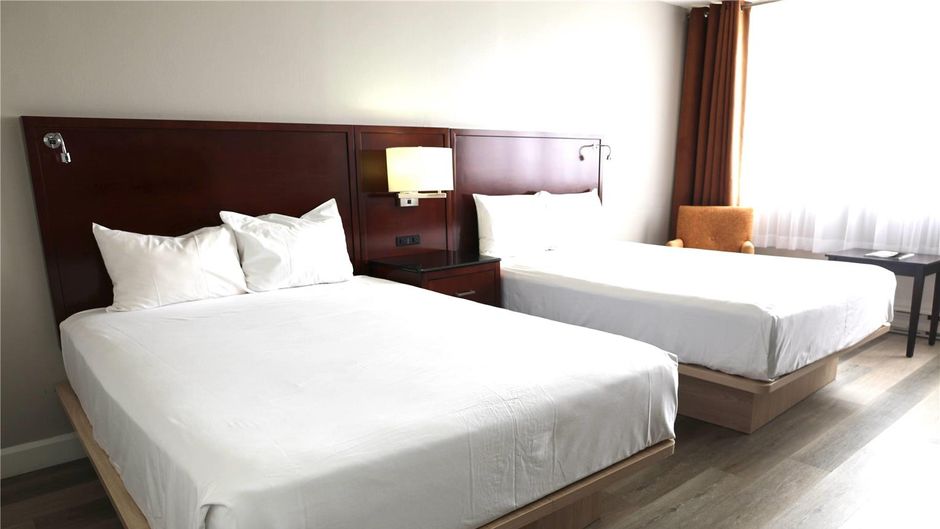 Travelodge Hotel & Convention Ctr Room