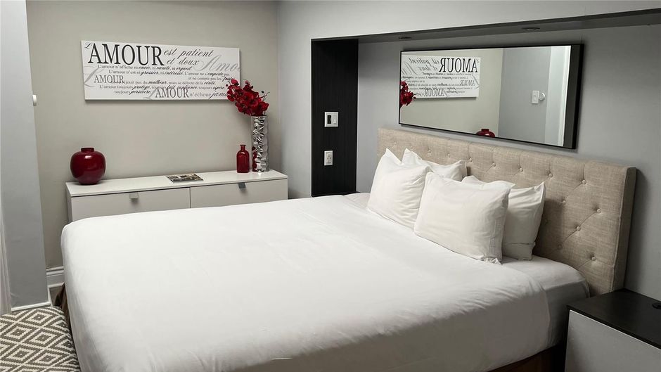 Travelodge Hotel & Convention Ctr Suite