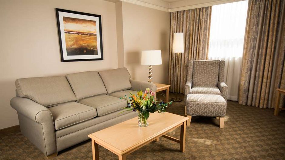 Edmonton Inn & Conference Centre Suite