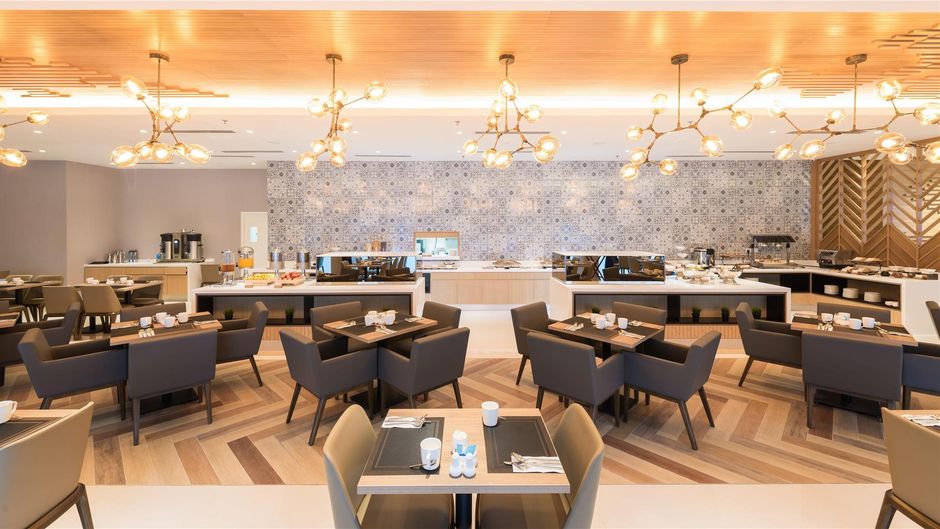 Hilton Garden Inn Kuala Lumpur North Restaurant
