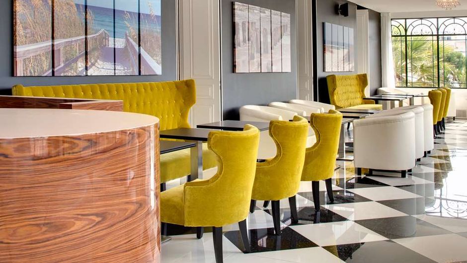 Grand Hotel des Sablettes Plage, Curio Restaurant