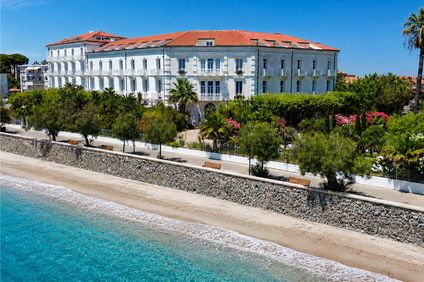 Grand Hotel des Sablettes Plage, Curio