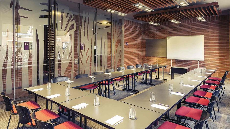Mercure Bogota BH Zona Financiera Meeting