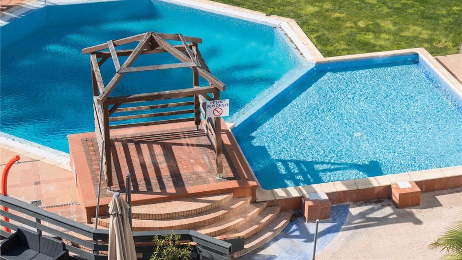 Ibis Styles Perpignan Canet Pool