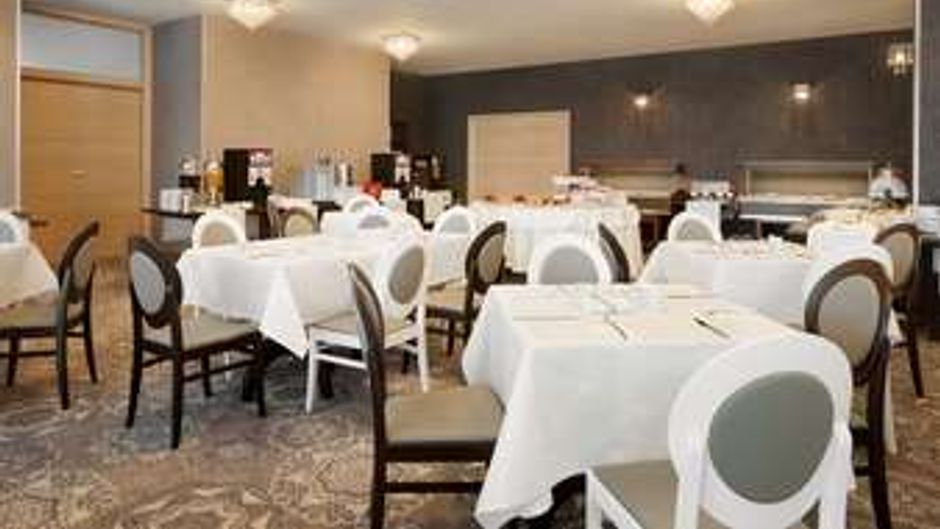 Ramada Constanta Restaurant