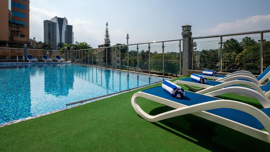 Golden Tulip Canaan Kampala Pool