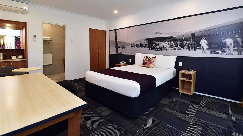 Mercure Alice Springs Resort Room