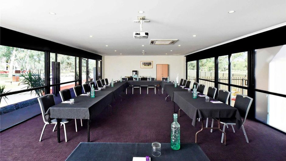 Mercure Alice Springs Resort Meeting