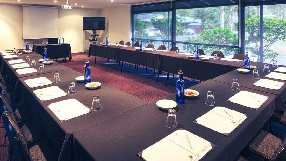 Mercure Alice Springs Resort Meeting
