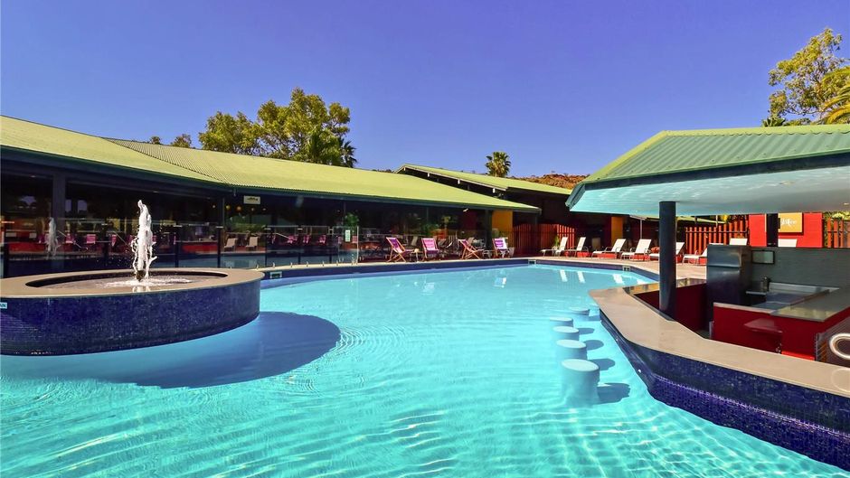 Mercure Alice Springs Resort Exterior