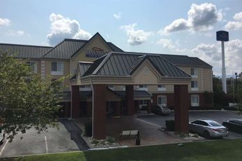 Baymont Inn & Suites Clinton