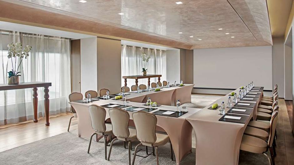 Hyatt Centric Levent Istanbul Meeting