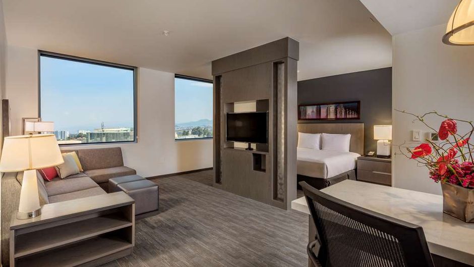 Hyatt House Mexico City Santa Fe Suite