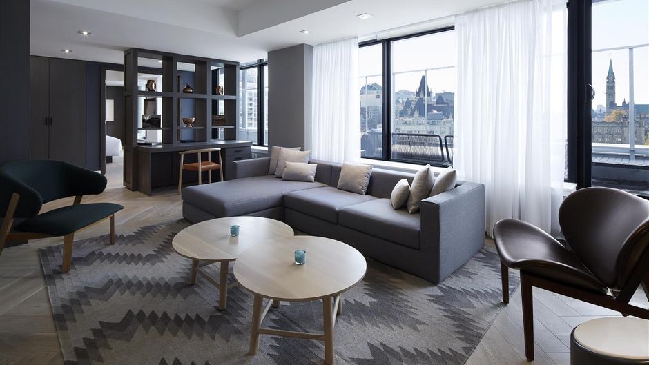 ANdAZ Ottawa Byward Market Suite