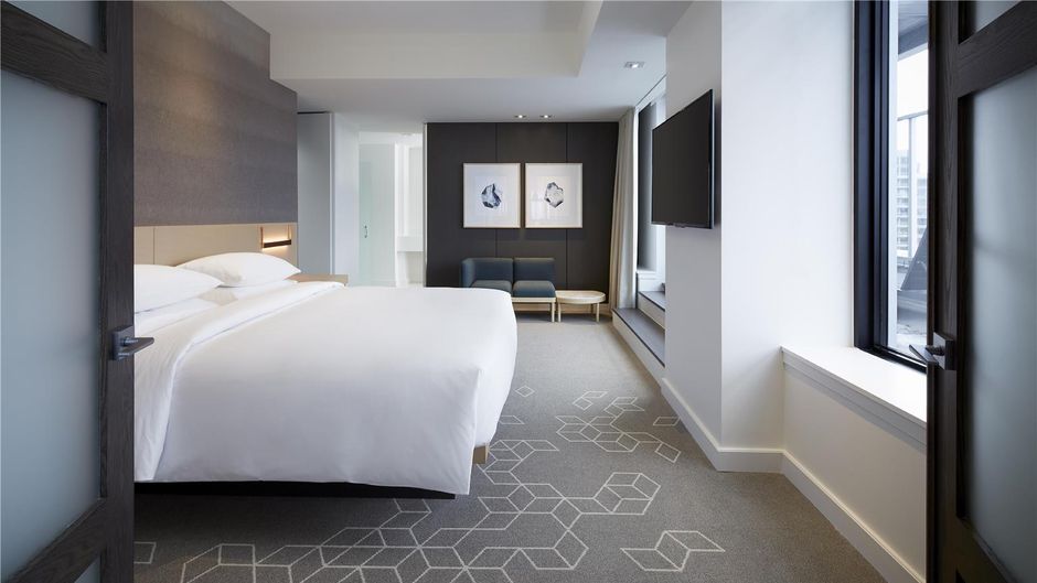 ANdAZ Ottawa Byward Market Room
