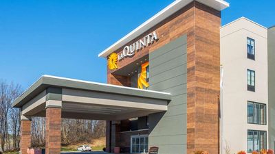 La Quinta Inn & Suites Aberdeen-APG