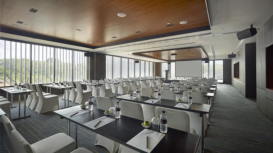 G Hotel Kelawai Meeting