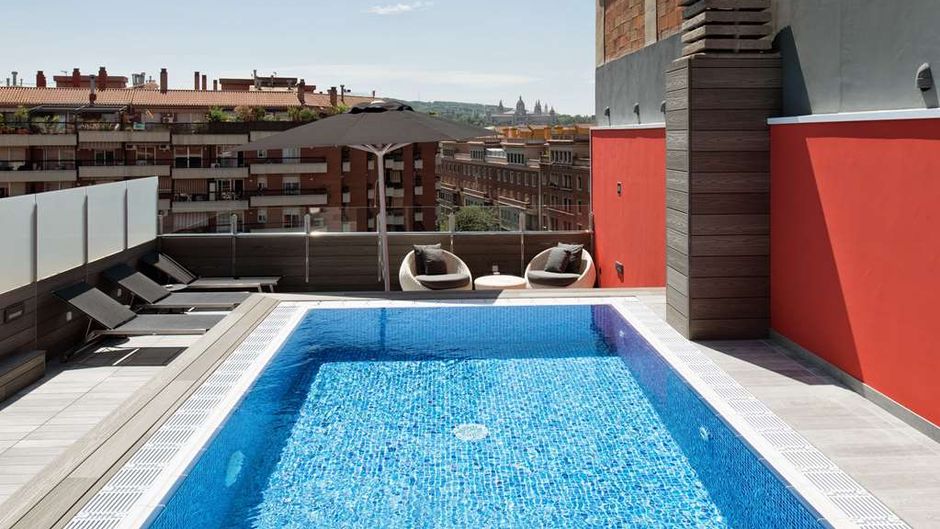 Catalonia Roma Pool