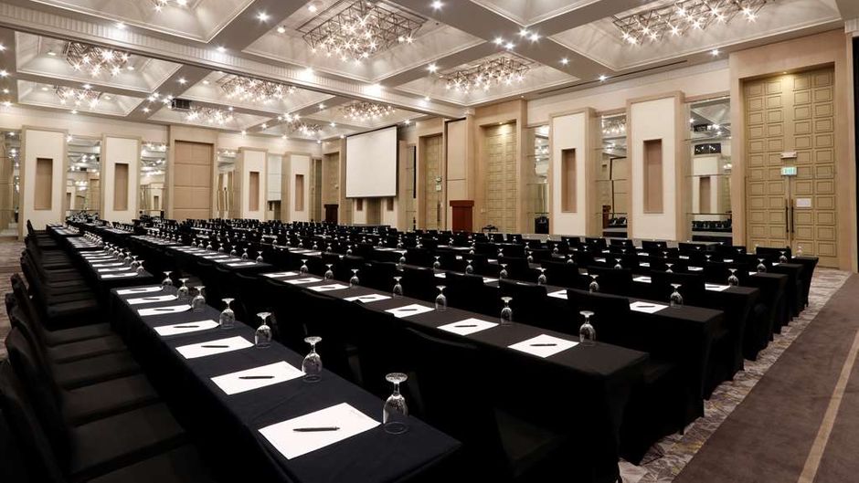 Quest Plus Conference Center, Clark Ballroom