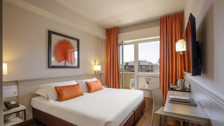 Grand Fleming Hotel Room