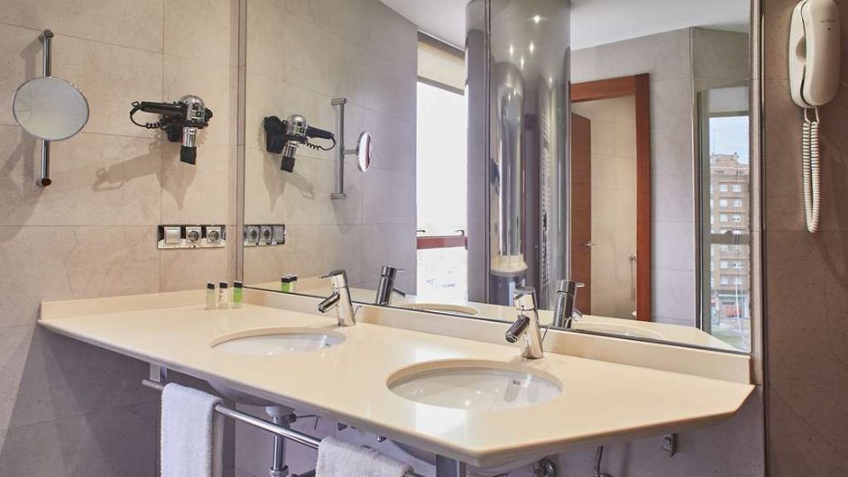 Silken Ciudad Gijon Room