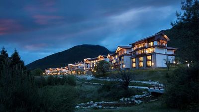 Hilton Linzhi Resort