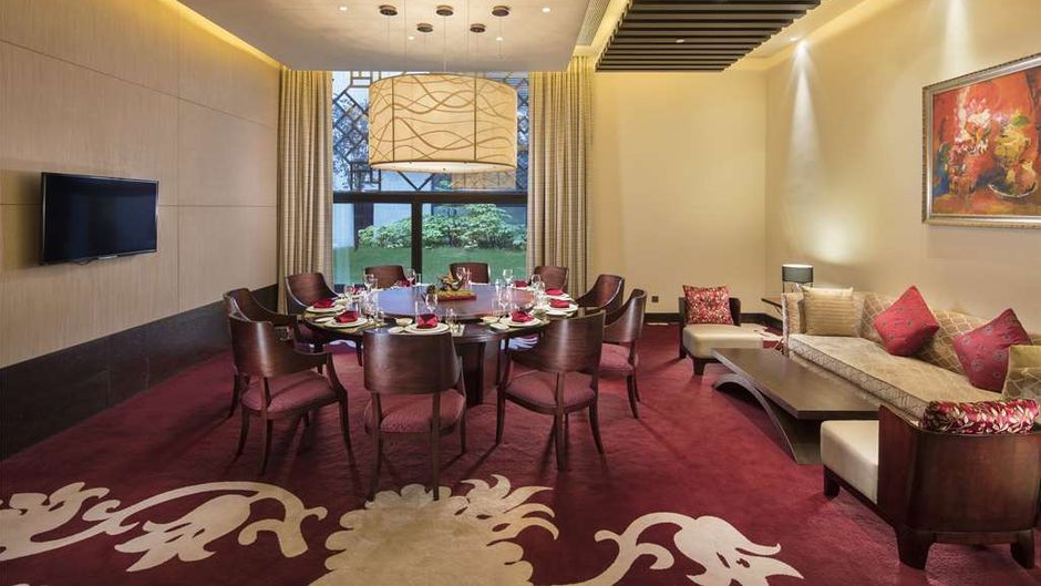 Hilton Linzhi Resort Restaurant