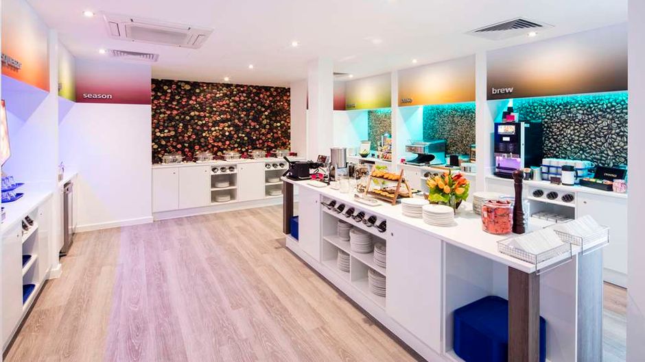Hampton by Hilton Humberside Airport Restaurant