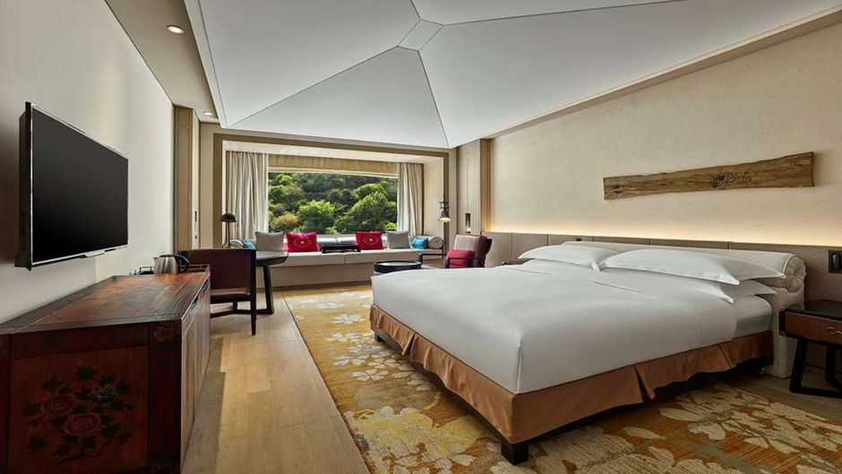 Hilton Jiuzhaigou Resort Room
