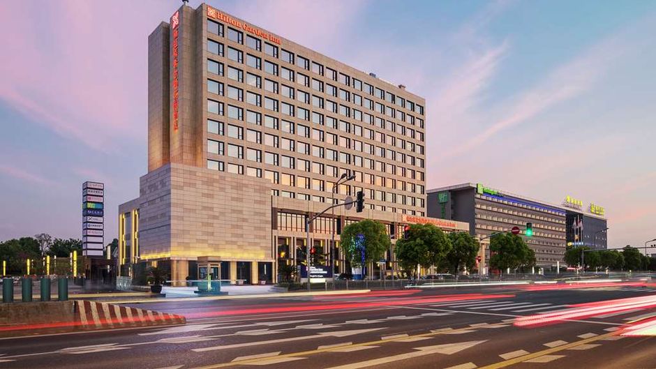 Hilton Garden Inn Shanghai Hongqiao Exterior