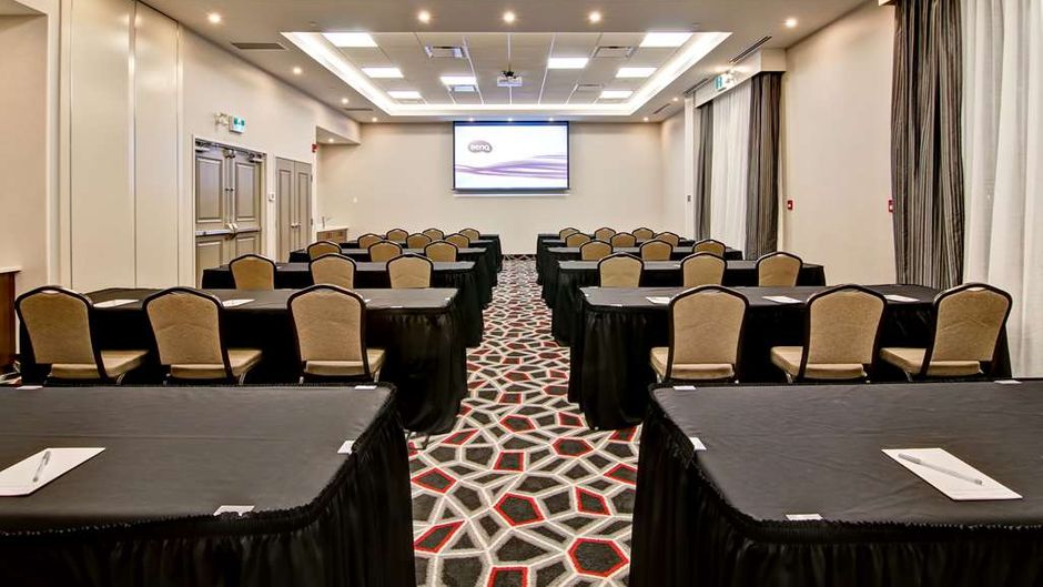 Hampton Inn & Suites Grande Prairie Meeting