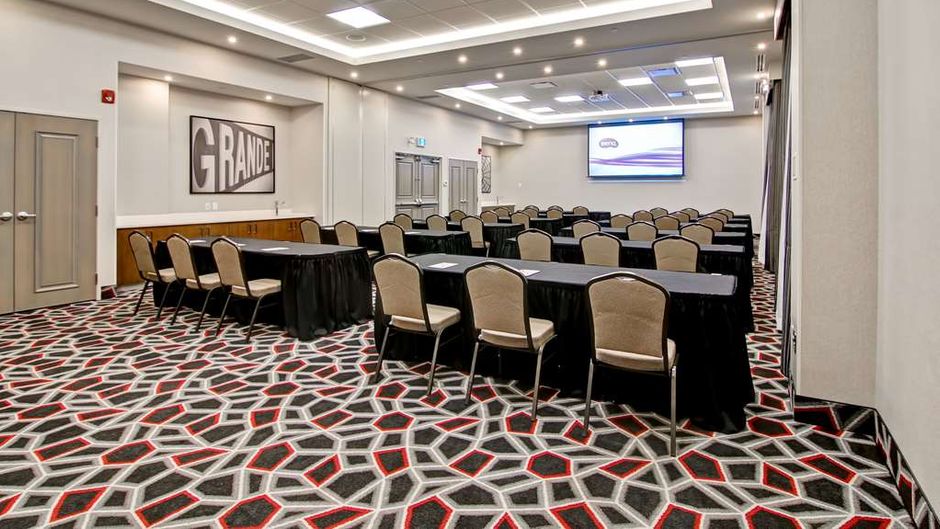 Hampton Inn & Suites Grande Prairie Meeting
