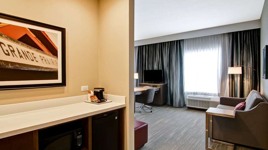 Hampton Inn & Suites Grande Prairie Other