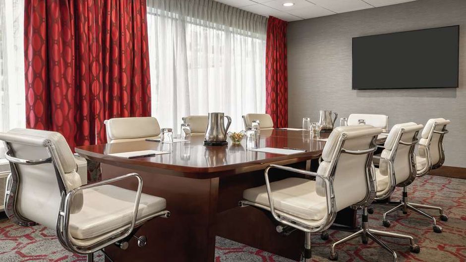 DoubleTree by Hilton Toronto Arpt West Meeting