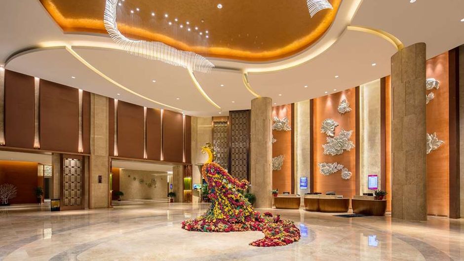Ramada by Wyndham Heze Lobby