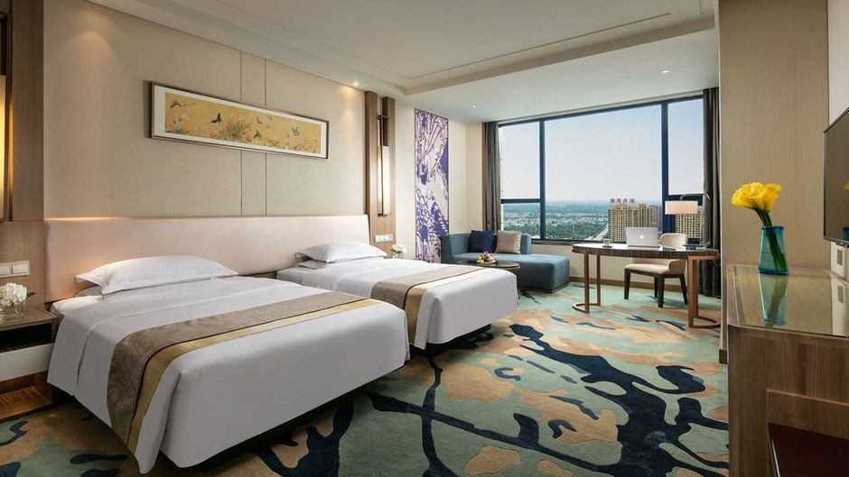 Ramada by Wyndham Heze Room