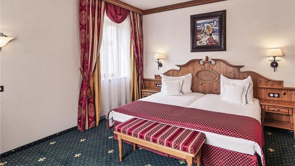Mercure Singhisoara Binderbubi Hotel Spa Room